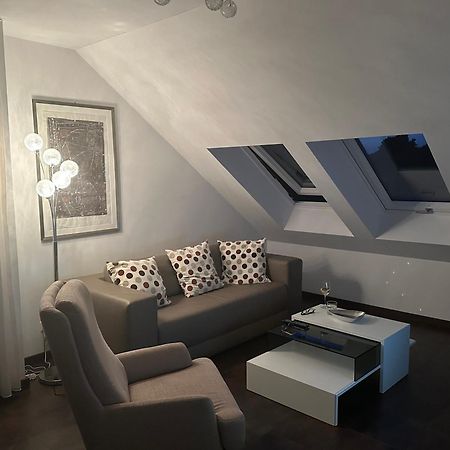 2-Zimmer-Ferienwohnung Mit Hotelservice Und 2 Balkons - Golf, Bike Und Wellness Im Markgraeflerland Бад Белинген Екстериор снимка
