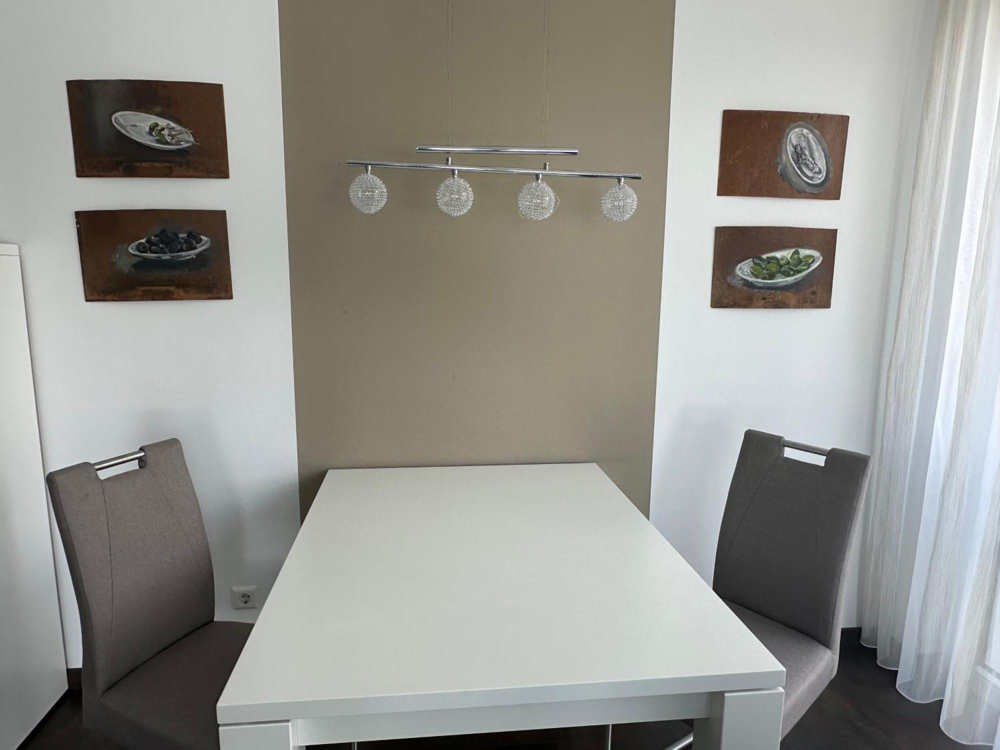 2-Zimmer-Ferienwohnung Mit Hotelservice Und 2 Balkons - Golf, Bike Und Wellness Im Markgraeflerland Бад Белинген Екстериор снимка
